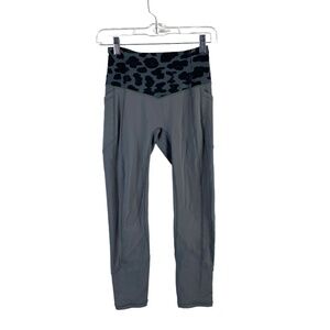 Lululemon All the Right Places Slate Leopard Crop SZ 4